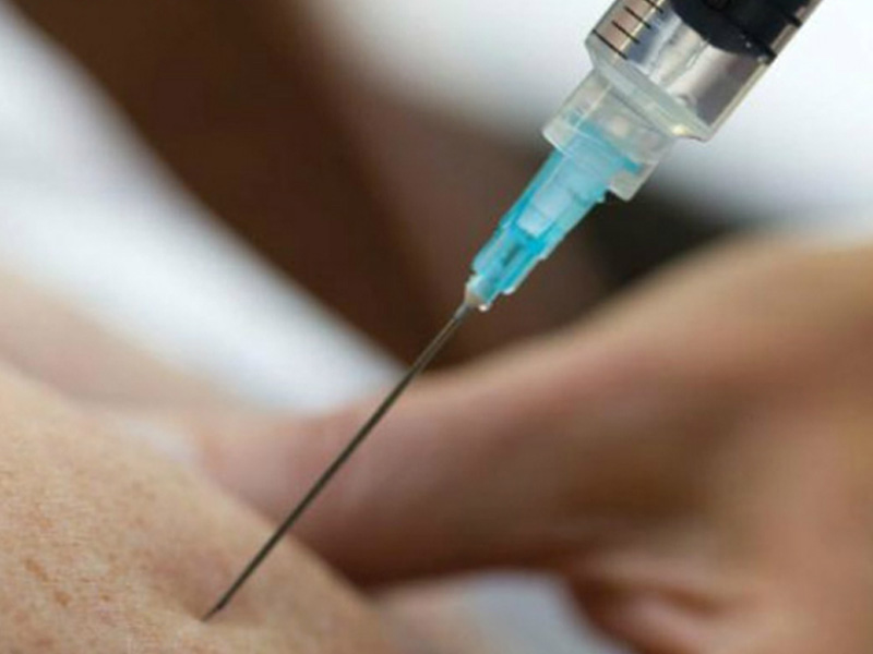 Vacina contra Febre Tifóide